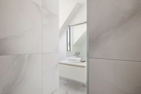 Photo of property in 1 Le Quesnoy Place, Cambridge, 3434