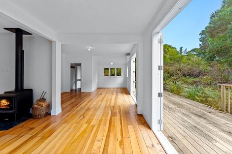 Photo of property in 120 Rangiora Road, Kaiwaka, 0573