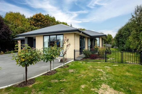 Photo of property in 266 Talbot Street, Geraldine, 7930