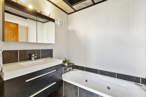 Photo of property in 2 Ulysses Street, Stratford, 4332