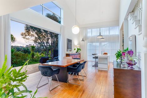 Photo of property in 16a Renata Crescent, Te Atatu Peninsula, Auckland, 0610