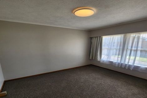 Photo of property in 2/8 Adrienne Place, Onehunga, Auckland, 1061