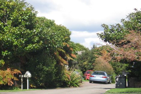 Photo of property in 16 Lynwood Place, Owhata, Rotorua, 3010