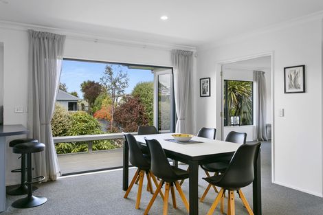 Photo of property in 94 Harvey Street, Waipahihi, Taupo, 3330