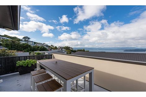 Photo of property in 12 Whitu Street, Khandallah, Wellington, 6035