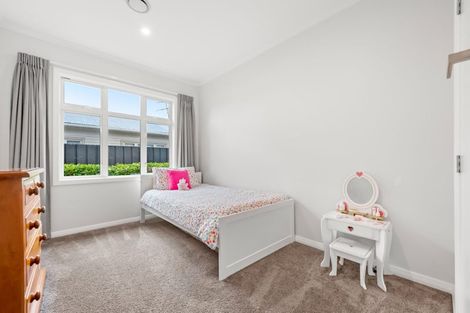 Photo of property in 11 Thornycroft Avenue, Epuni, Lower Hutt, 5011