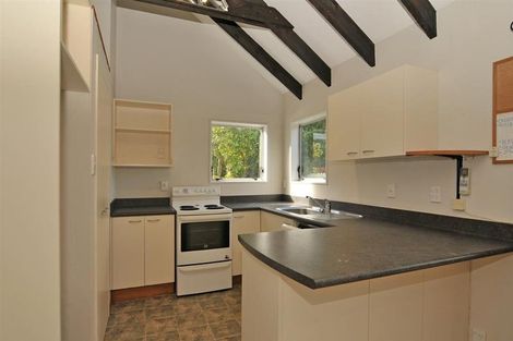 Photo of property in 16b Ngarimu Grove, Ngaio, Wellington, 6035