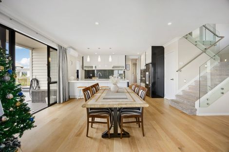 Photo of property in 4 Copper Lane, Long Bay, Auckland, 0630