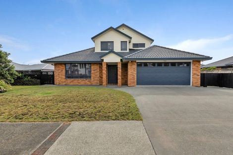 Photo of property in 7 Kihi Place, Ruakaka, 0116