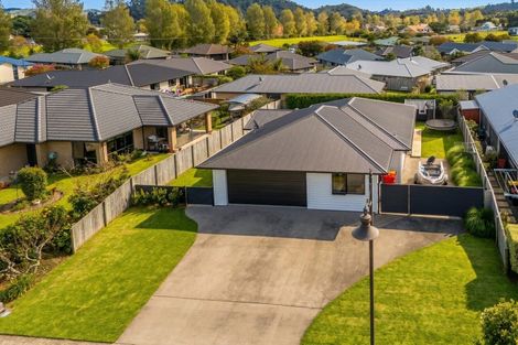 Photo of property in 5 Victoria Street, Coromandel, 3506