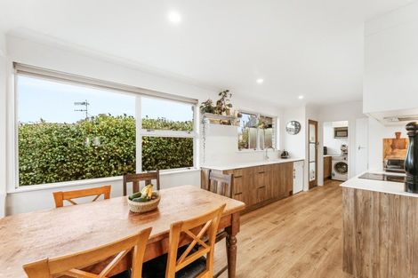 Photo of property in 32 Upland Street, Brookfield, Tauranga, 3110