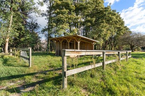 Photo of property in 172 Moeraki Road, Hinakura, Martinborough, 5784