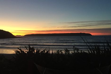 Photo of property in 7- 9 Toms Road, Titahi Bay, Porirua, 5022