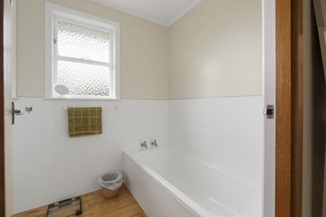 Photo of property in 35 Toru Road, Paraparaumu Beach, Paraparaumu, 5032