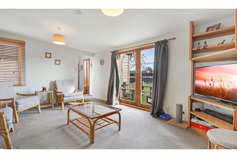 Photo of property in 136 Ohoka Road, Kaiapoi, 7630