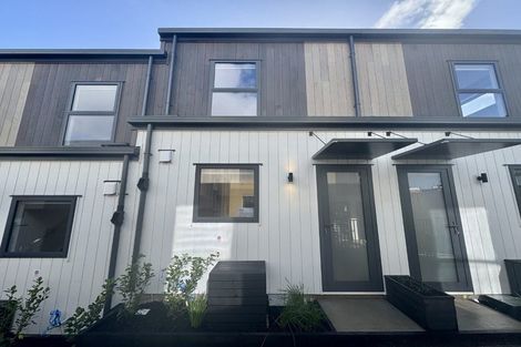 Photo of property in 13/506 Glenfield Road, Bayview, Auckland, 0629