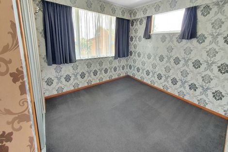 Photo of property in 35 Hartley Terrace, Massey, Auckland, 0614