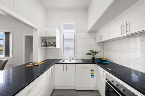 Photo of property in 15 Princes Street, Pukekohe, 2120