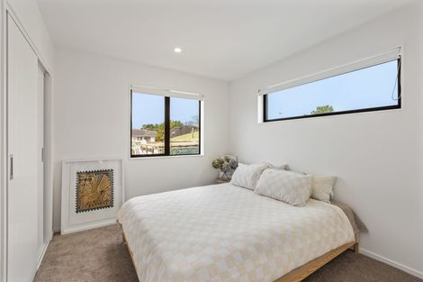 Photo of property in 133b Lancaster Road, Beach Haven, Auckland, 0626