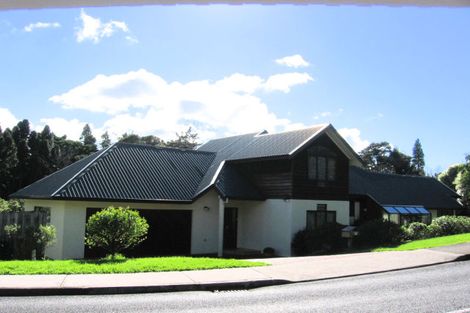 Photo of property in 107 Daffodil Street, Titirangi, Auckland, 0604