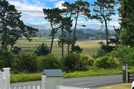 Photo of property in 2b St James Avenue, Helensville, 0800