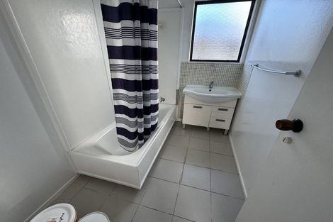 Photo of property in 1/327 Weymouth Road, Weymouth, Auckland, 2103