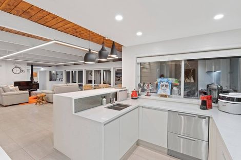 Photo of property in 11 Spur Road, Stillwater, Silverdale, 0993