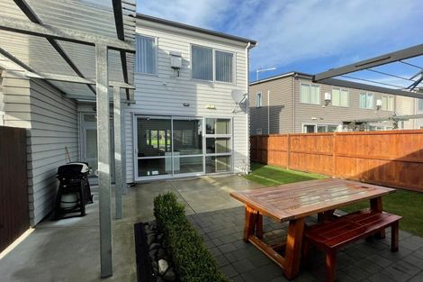 Photo of property in 38 Kuaka Drive, Takanini, 2112