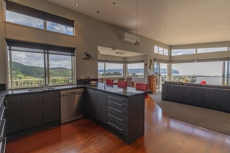 Photo of property in 133 Pacific View Drive, Whangamata, 3620