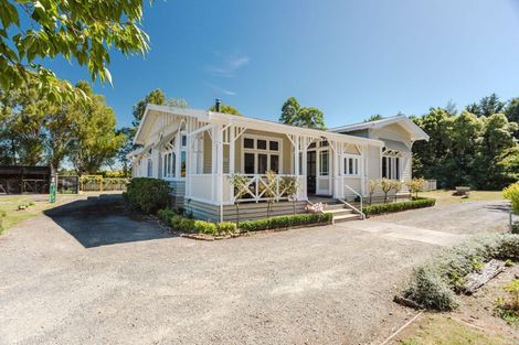 Photo of property in 2 Aerodrome Road, Dannevirke, 4972