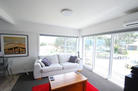 Photo of property in 11/32u Akaroa Drive, Maupuia, Wellington, 6022