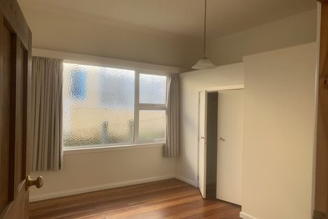 Photo of property in 37 Ara Paiwhenua, Tawa, Wellington, 5028