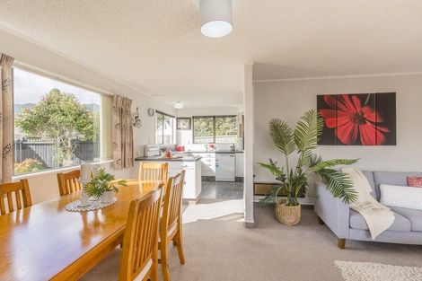 Photo of property in 23 Kanawa Street, Waikanae, 5036