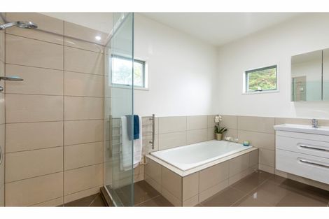 Photo of property in 34 Harry Ell Drive, Cashmere, Christchurch, 8022