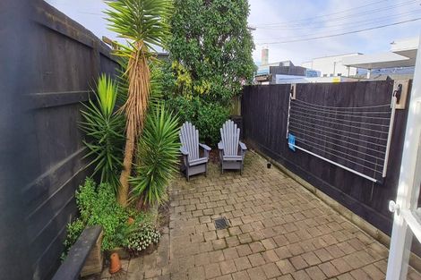 Photo of property in 6 Gordon Street, Newtown, Wellington, 6021