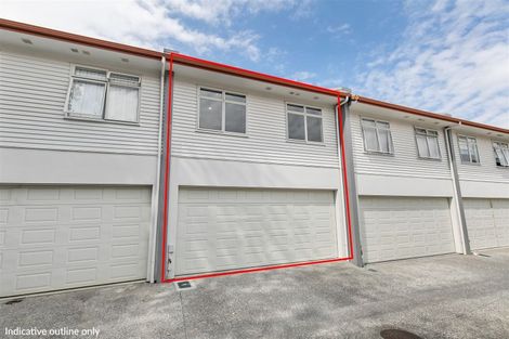 Photo of property in 2/44 Carlos Drive, Flat Bush, Auckland, 2016