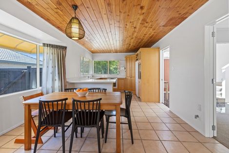 Photo of property in 30 Harlech Glen, Bethlehem, Tauranga, 3110