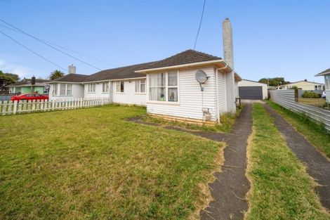 Photo of property in 14 Mclean Street, Hawera, 4610