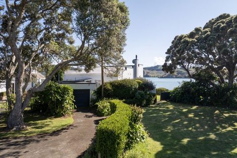 Photo of property in Wallis Street, Raglan, 3225