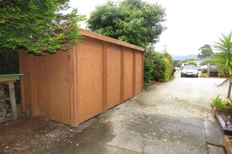 Photo of property in 137 Brougham Street, Westport, 7825