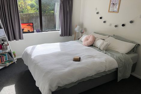 Photo of property in 30 Ronald Woolf Place, Churton Park, Wellington, 6037