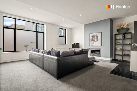 Photo of property in 2/49 Bond Street, Dunedin Central, Dunedin, 9016