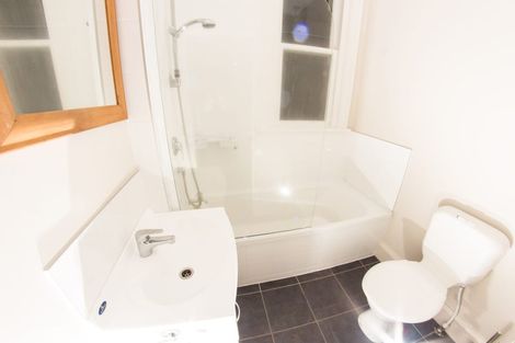 Photo of property in 90 Freyberg Street, Lyall Bay, Wellington, 6022