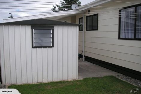 Photo of property in 63 Hillcrest Drive, Kelvin Grove, Palmerston North, 4414