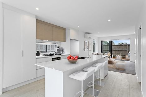 Photo of property in 9 Chartreuse Road, Rosehill, 2113