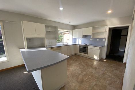 Photo of property in 6 Wyatt Place, Russley, Christchurch, 8042