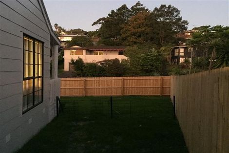 Photo of property in 90 Oaktree Avenue, Browns Bay, Auckland, 0630