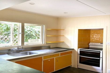 Photo of property in 6 Chaucer Road, Hospital Hill, Napier, 4110