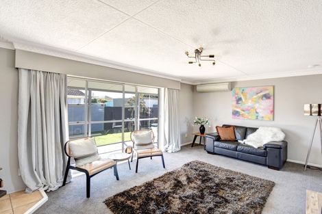 Photo of property in 76 Tyne Street, Mosgiel, 9024