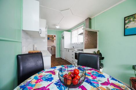 Photo of property in 16 Tyne Street, Roslyn, Palmerston North, 4414